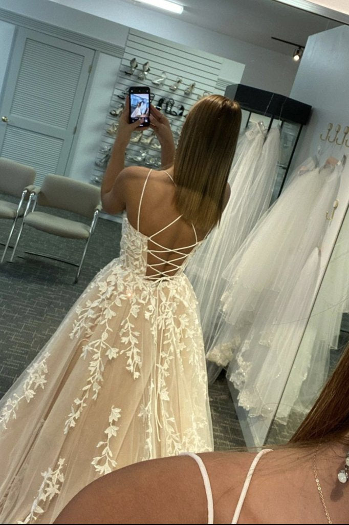 Simple Spaghetti Straps A-Line Lace Appliques Tulle Long Classy Prom Dress Secondary image