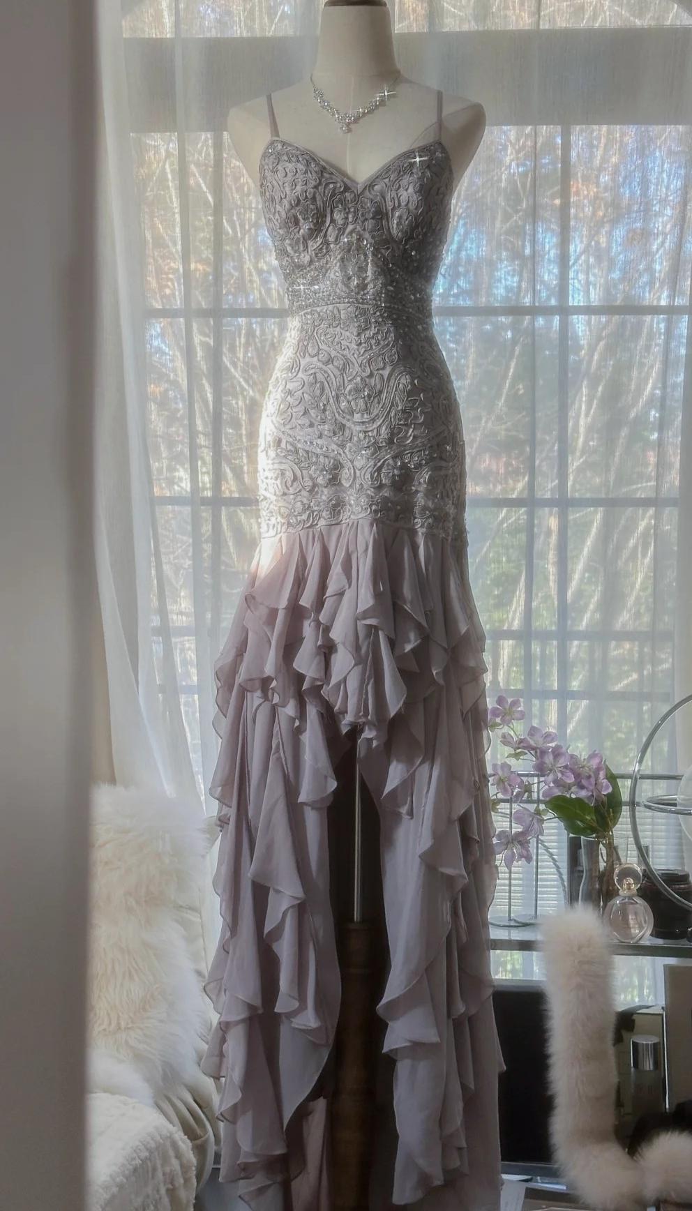 Elegant Purple Spaghetti Strap Appliques Bodycon Open Back Classy Evening Dress Chiffon Sequin Long Classy Prom Dress Main image