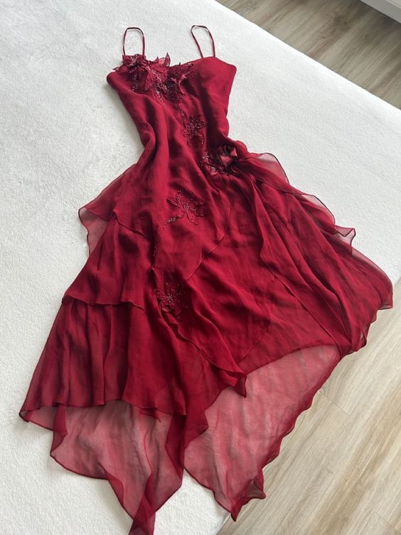 Burgundy Red Applique Spaghetti Straps Elegant And Charming A-Line Long Ruffled Chiffon Ball Gown Classy Evening Dress Party Dress Main image