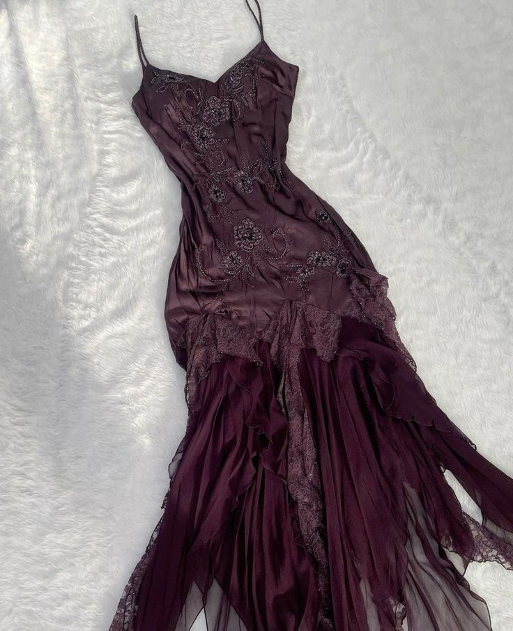 Dark Purple Fashion Exquisite Beaded Spaghetti Straps Long Satin Classy Evening Gown Classy Prom Dress Party Dress