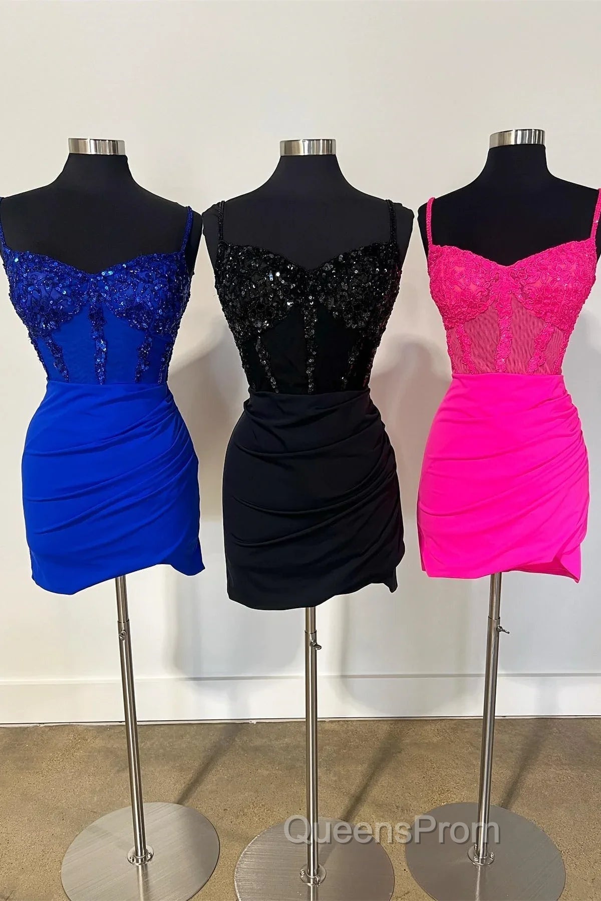 Sparkly Black Corset Sequin Tight Homecoming Dress Secondary image