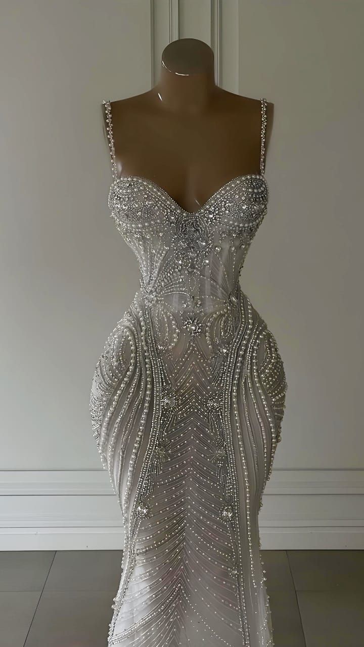 Sparkly Mermaid Spaghetti Straps White Sequin Beaded Wedding Dress Long Bridal Gown Wedding Dress