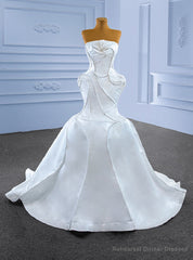 Special White Mermaid Satin Strapless Wedding Dress