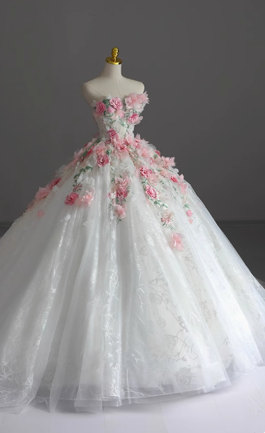 Strapless Runaway Princess Floral Tulle Floor-Length Wedding Dress Secondary image