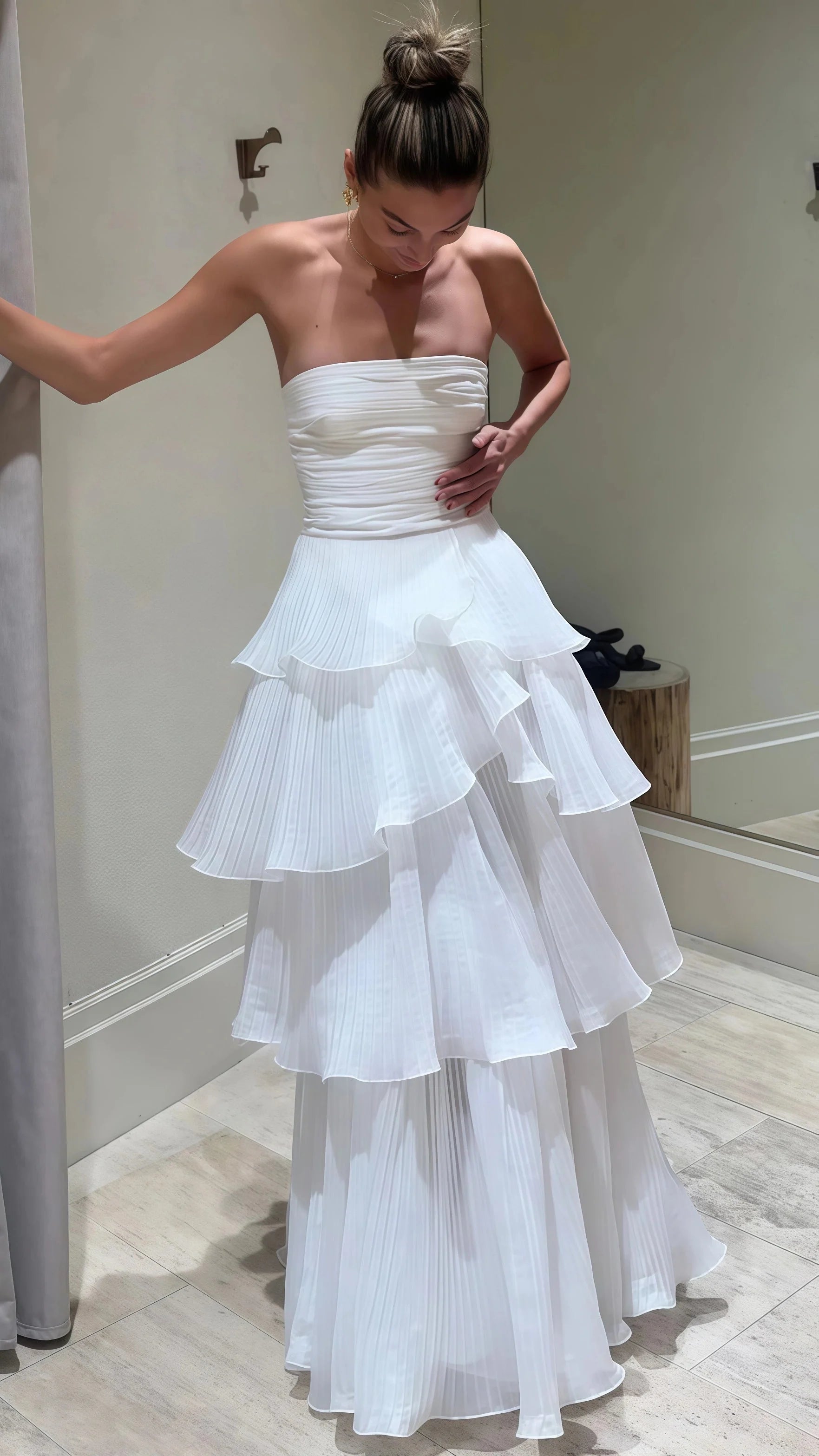 Strapless White Pleated Layers Long Classy Prom Dress Sleeveless Classy Evening Gown