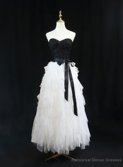 Strapless White Tulle Black Beaidng Prom Dress