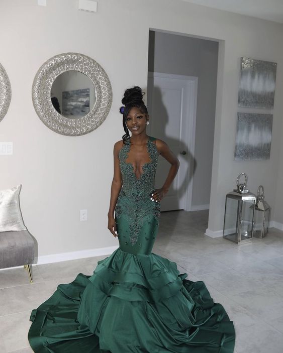 Stunning And Elegant Princess Party Wear Gown Green Classy Prom Dress