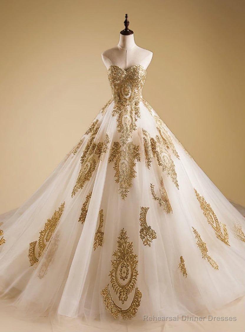 Stunning Gold Applique A Line Wedding Dresses Sweetheart Sweep Main image