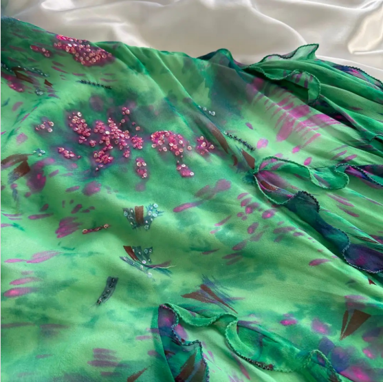 Stunning Green Double-Layered Flying Sleeves And Swaying Neck Chiffon Classy Prom Dress