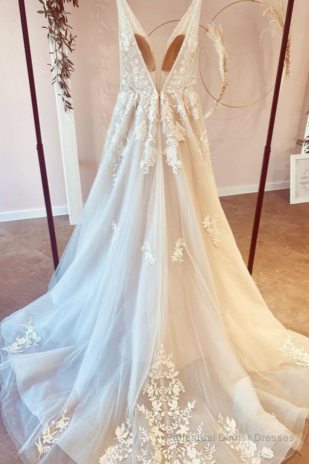 Stunning Long A-Line V-neck Tulle Floral Lace Wedding Dress Secondary image