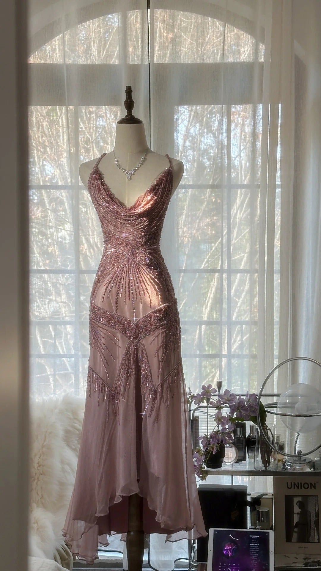 Stunning Pink Backless Beaded Chiffon Long Prom Dress Main image