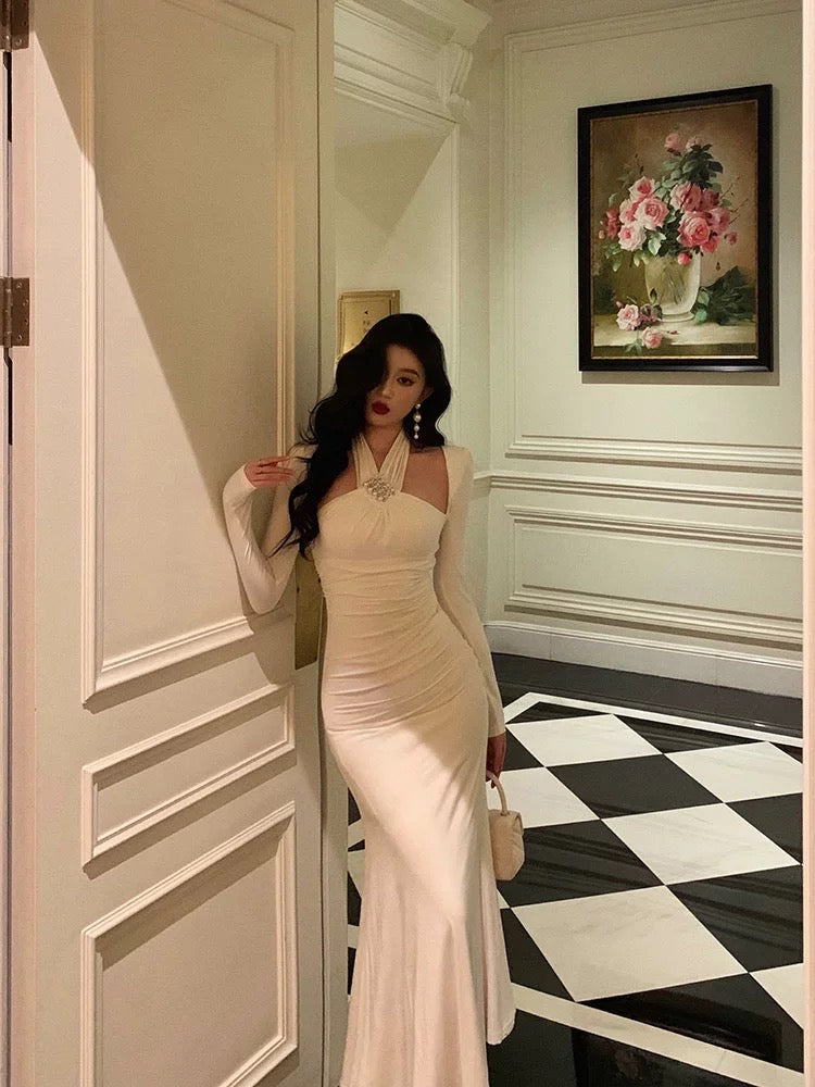 Stunning Sheath Halter Long Sleeves White Date Night Dress Ruffles Classy Prom Dress Birthday Outfit