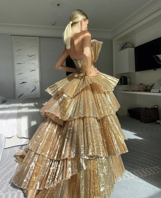 Stylish Golden Tiered Ball Gown Long Classy Evening Party Dress Main image