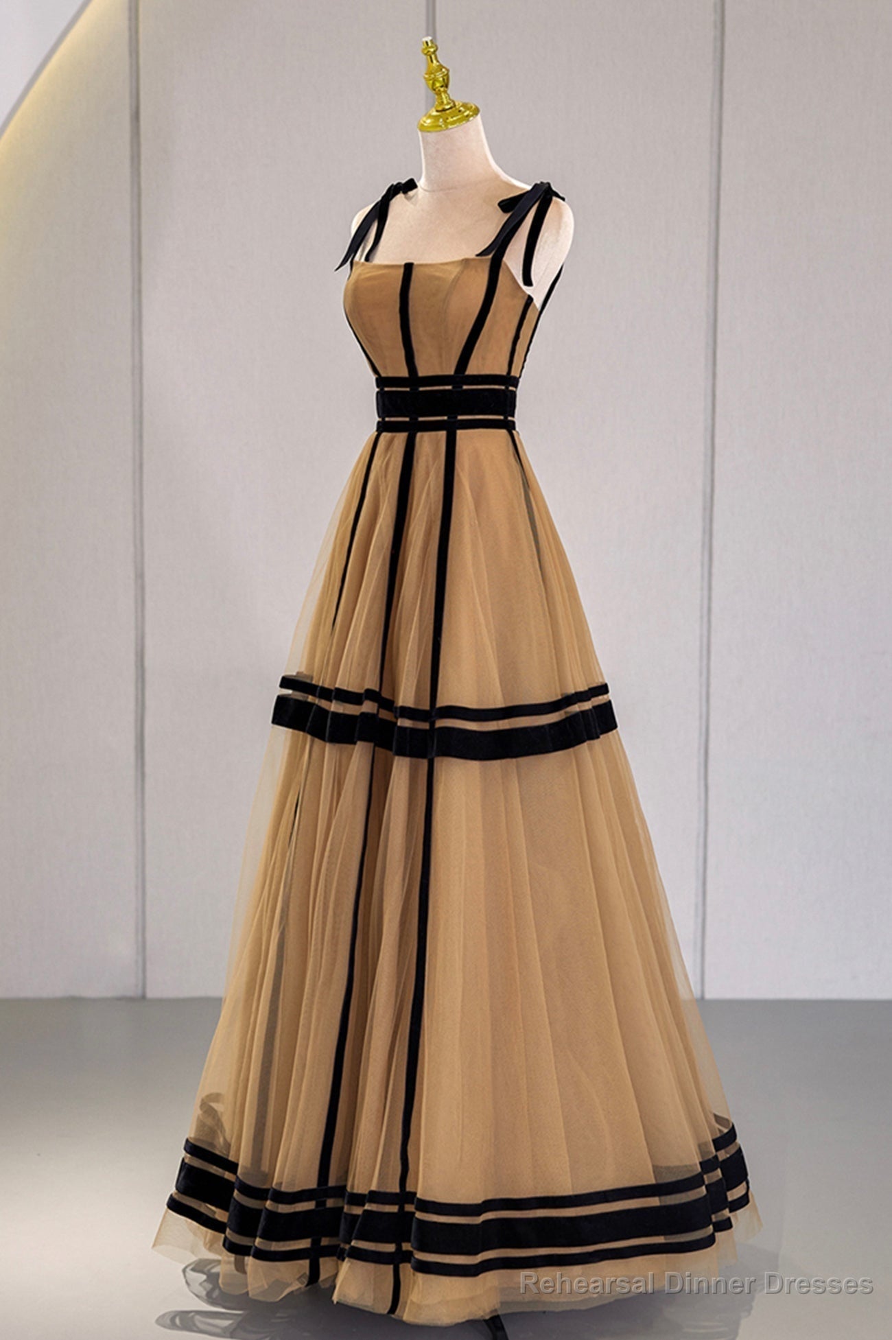 Stylish Tulle Long A-Line Prom Dress, Unique Spaghetti Strap Evening Dress Main image