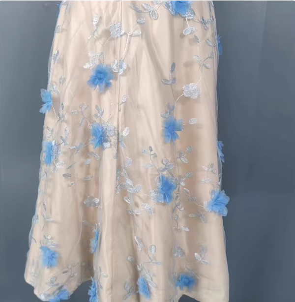 Sweet A-Line 3D Floral Embroidery Tulle Long Classy Prom Dress