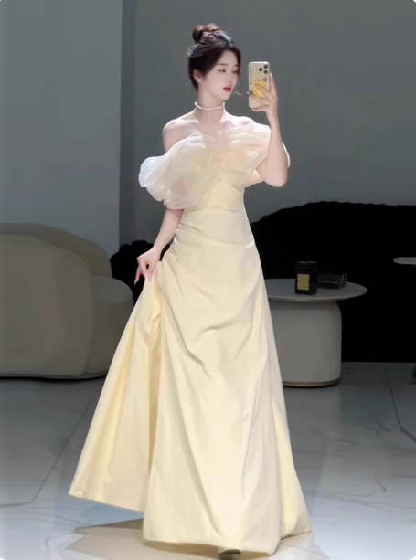 Sweet Cream Yellow A-Line Off-The-Shoulder Bow-Embellished High-Slit Satin Long Classy Prom Dress Secondary image