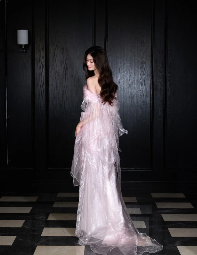 Sweet Light Pink Mermaid Off-Shoulder Organza Classy Prom Dress