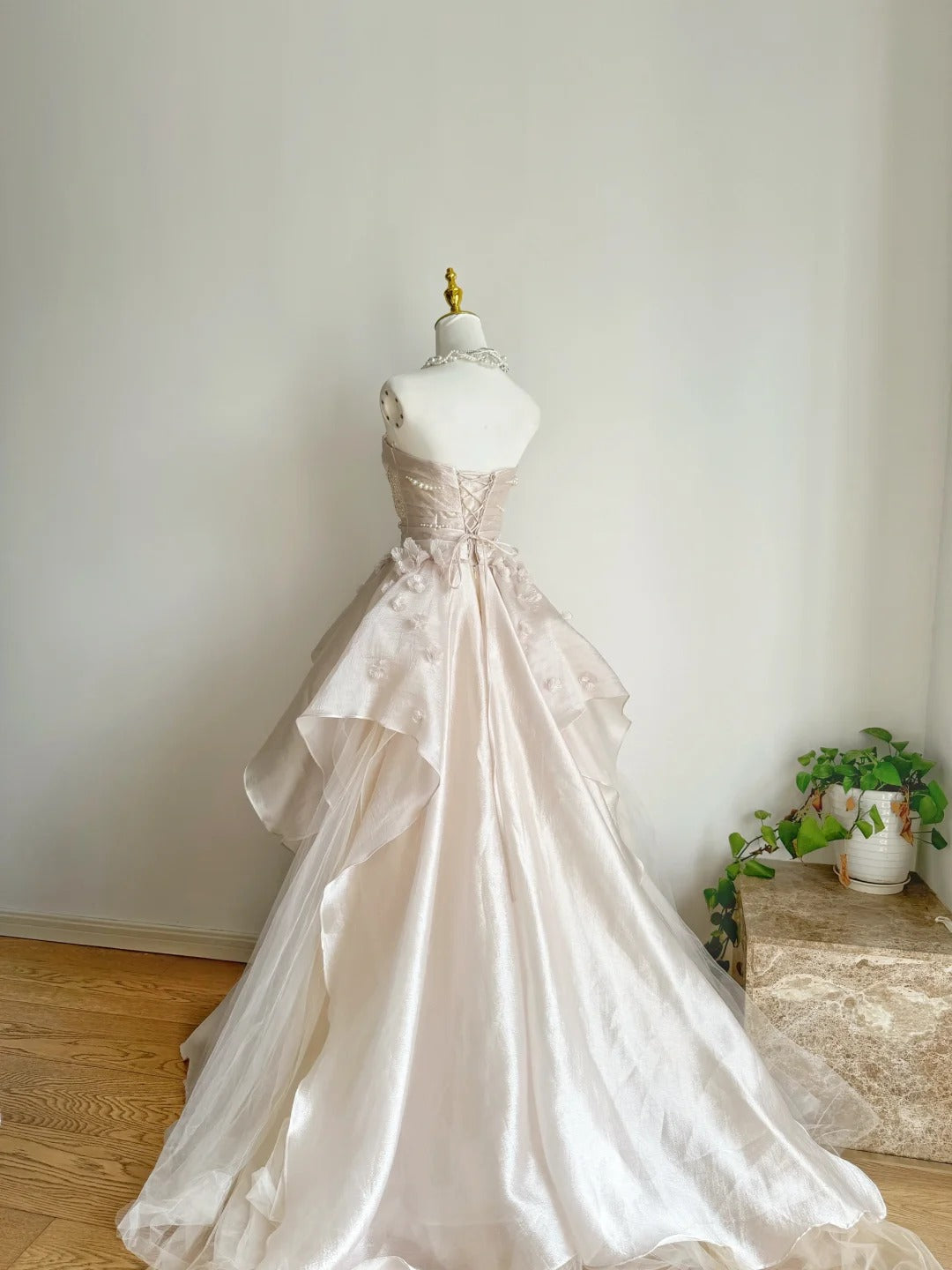 Sweet Pink A-Line Tulle Satin Long Classy Prom Dress Strapless Applique Wedding Dress