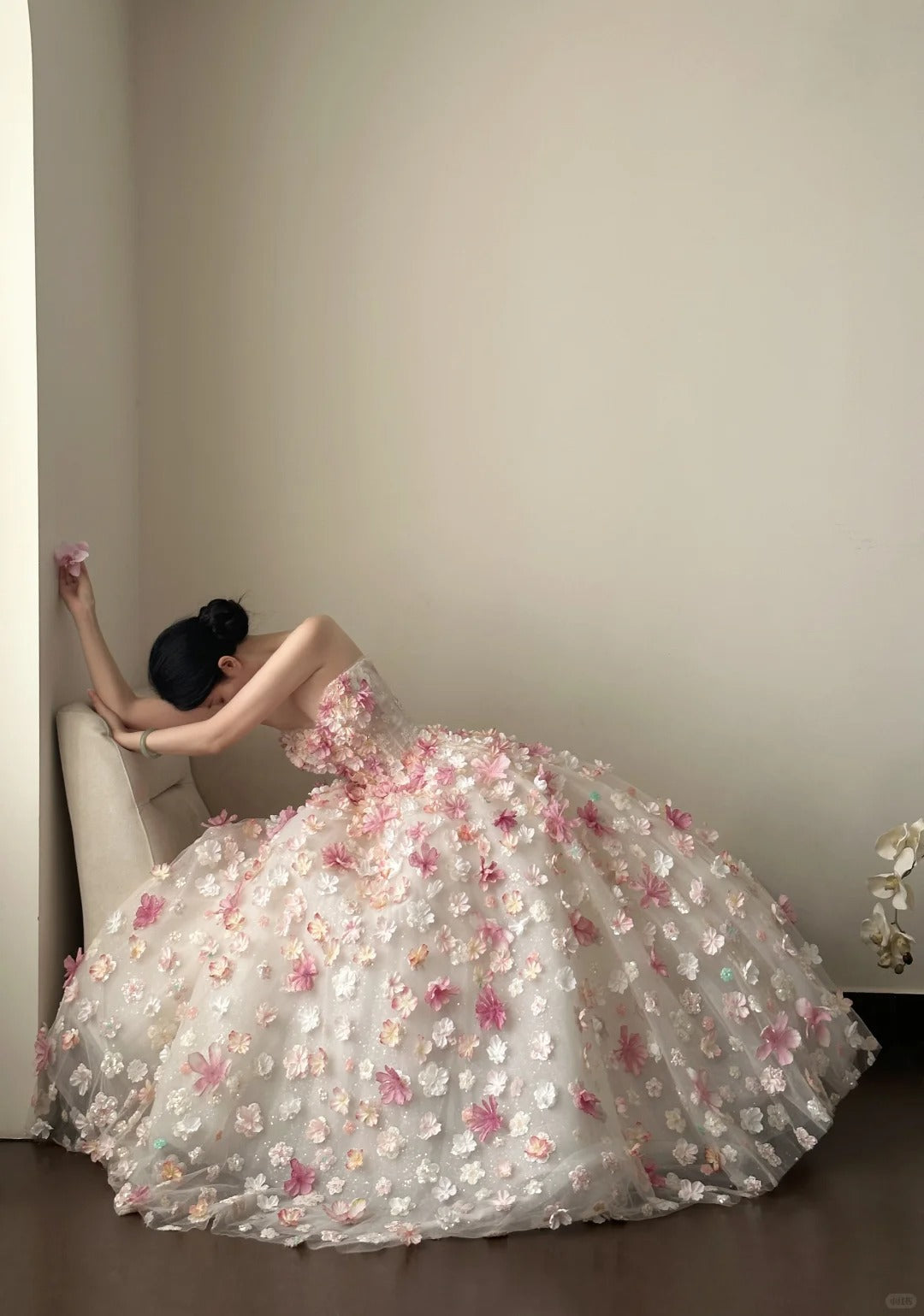 Sweet Pink And White Gradient Strapless 3D Floral Tulle Ball Gown Wedding Dress