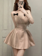 Sweet Pink Halter Neck Bow Satin A-Line Homecoming Dress