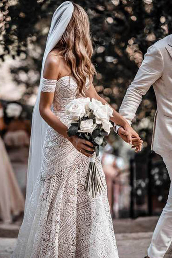 Sweetheart Neck Lace Beach Ivory Rustic Boho Wedding Dress Main image