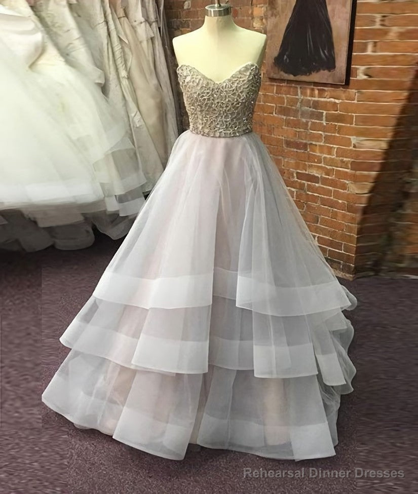 Sweetheart Sliver Beads Ball Gown Prom Dresses Main image