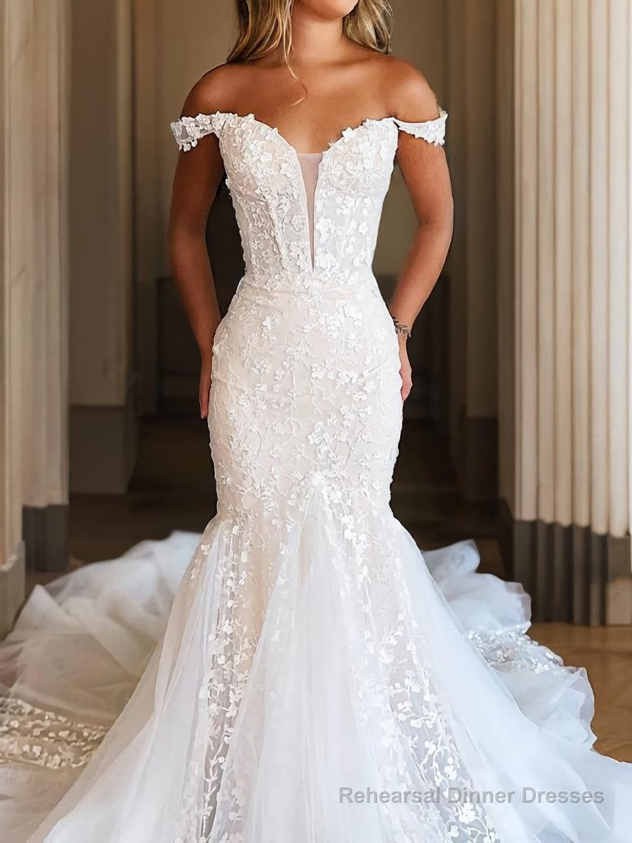 Trumpet/Mermaid Off-the-Shoulder Cathedral Train Tulle Wedding Dresses Main image