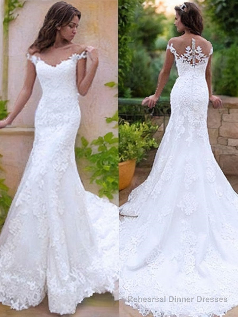 Trumpet/Mermaid Off-the-Shoulder Sweep Train Tulle Wedding Dresses Main image