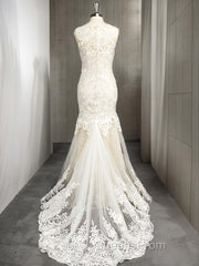 Trumpet/Mermaid Scoop Sweep Train Tulle Wedding Dress With Appliques Lace