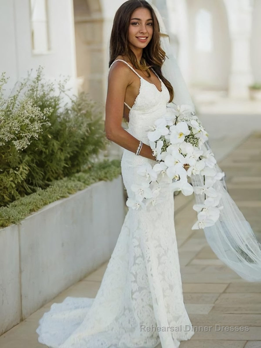 Trumpet/Mermaid V-neck Sweep Train Lace Wedding Dresses With Appliques Lace Main image