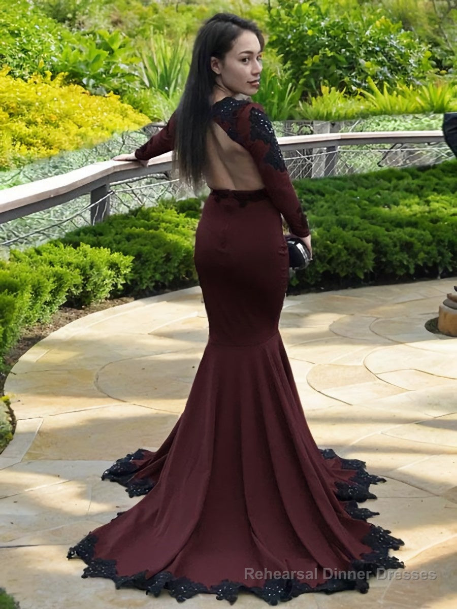 Trumpet/Mermaid V-neck Sweep Train Stretch Crepe Prom Dresses With Appliques Lace Secondary image