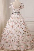 Tulle A-line V-neck Floral Short Sleeves Prom Dresses With Appliques