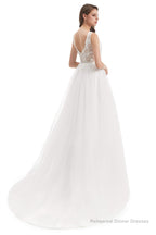 Tulle V-neck Appliques Wedding Dresses