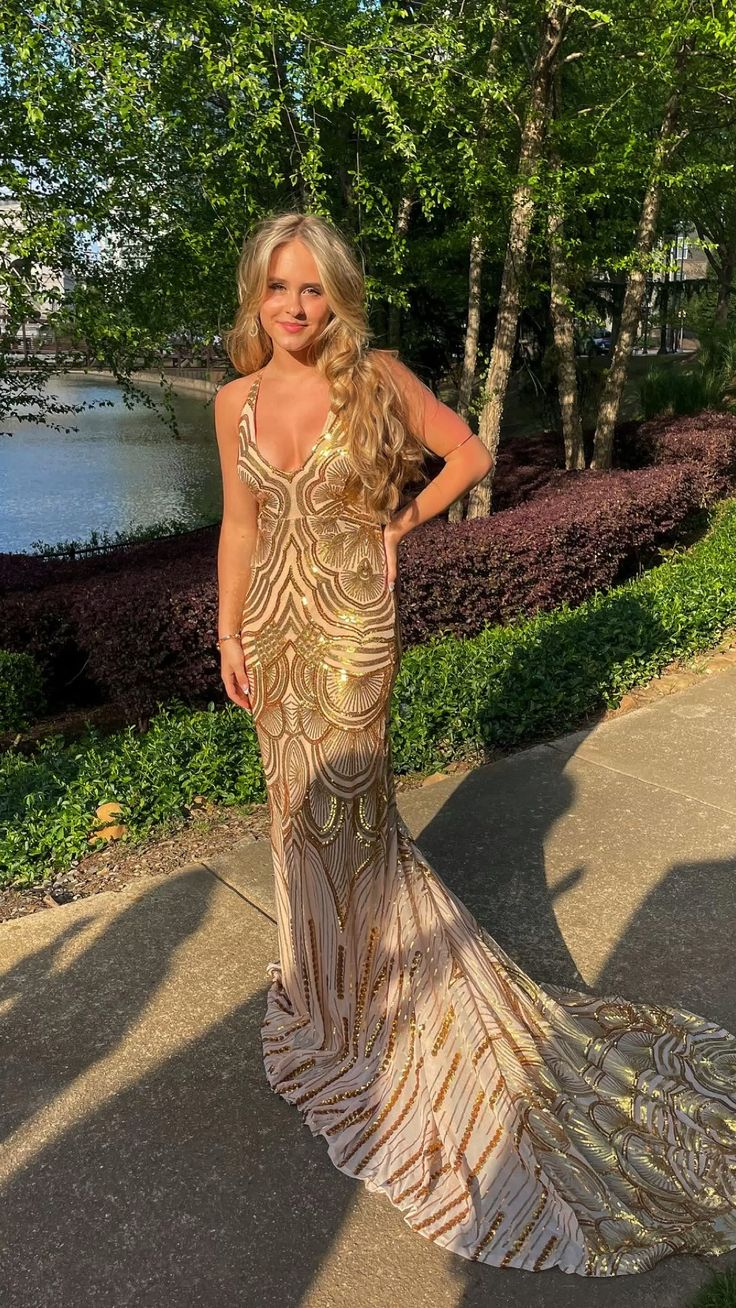 Unique Mermaid Golden Sequin Long Sweep Open Back Classy Prom Dress Classy Evening Dress Main image