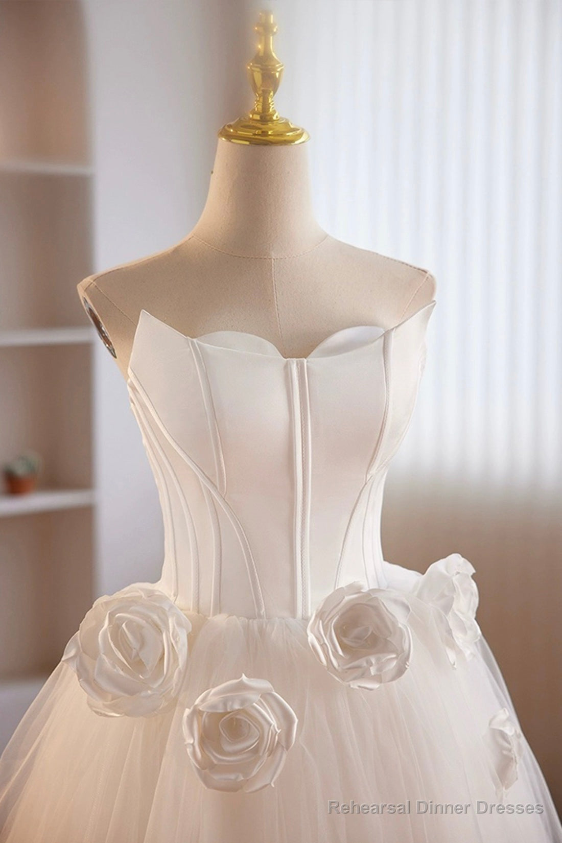Unique White Strapless Irregular Tulle Short Prom Dress, White Party Dress Secondary image