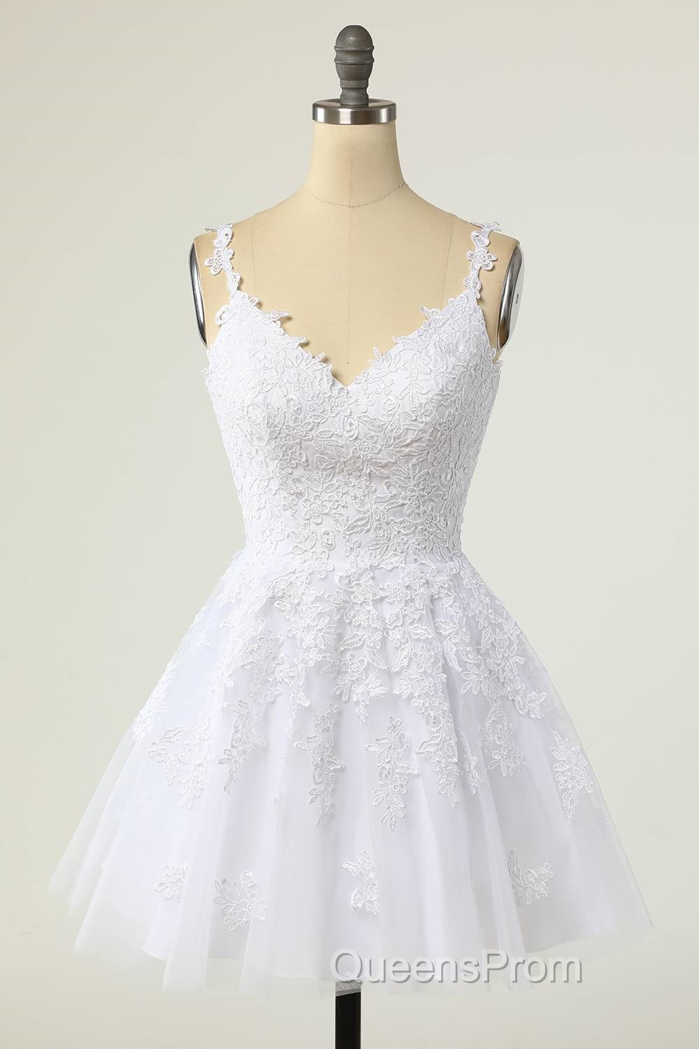 V-Neck Lilace Tulle A-Line Short Party Dress with Appliques
