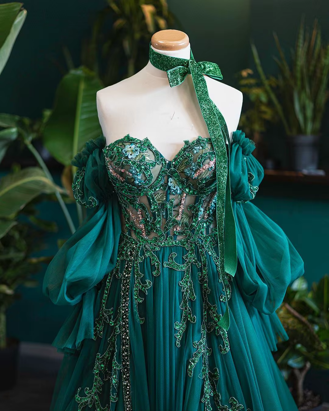 Vintage A Line Appliques Lace-Up A-Line Dark Green Tulle Classy Prom Dress