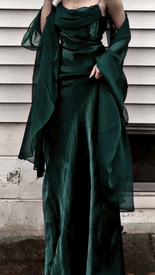 Vintage A Line Spaghetti Straps Green Chiffon Classy Prom Dress Long Classy Evening Gown Classy Party Dress With Ribbon Main image