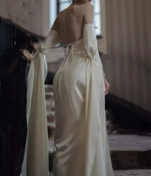 Vintage A Line Strapless Long Sleeves White Silk Satin Backless Wedding Dress Secondary image
