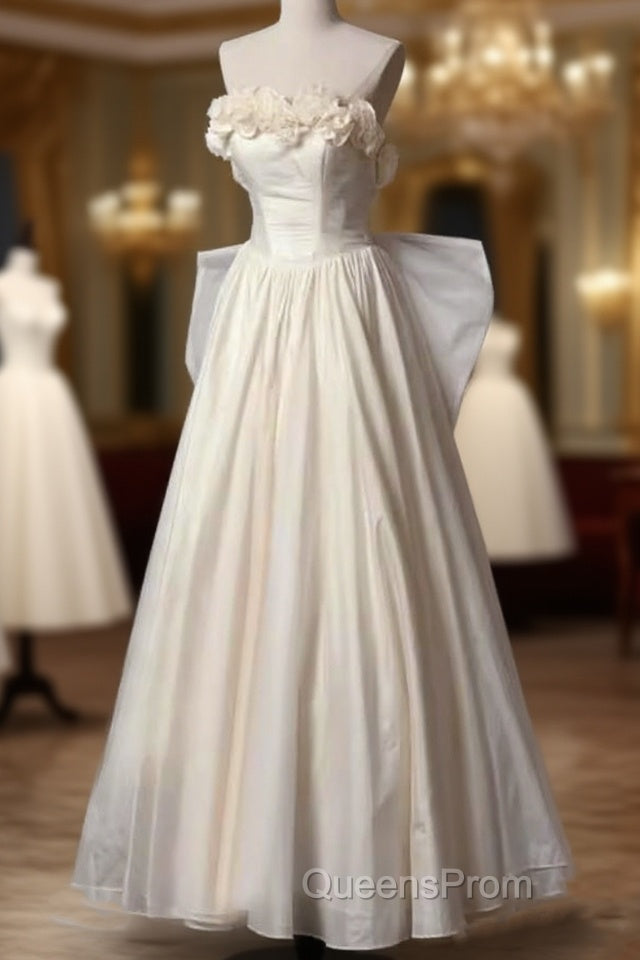 Vintage A Line Strapless Satin White Long Wedding Dress Brides Dress Main image