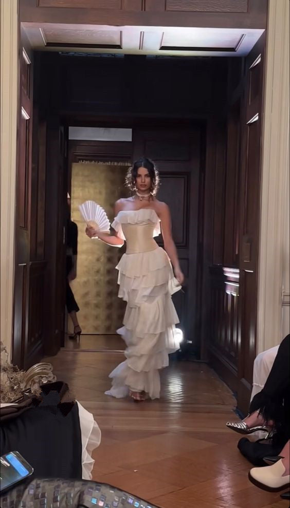 Vintage A Line Strapless White Chiffon Long Prom Dresses