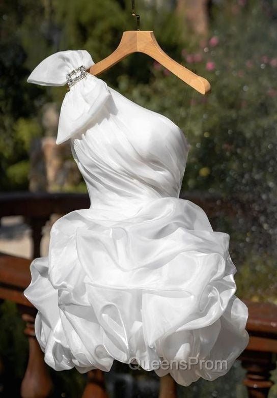 Vintage Ball Gown White Homecoming Dress 18Th Birthday Outfits