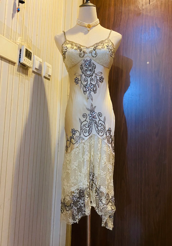 Vintage Beige Gold Irregular Strap Beaded Lace Classy Prom Dress