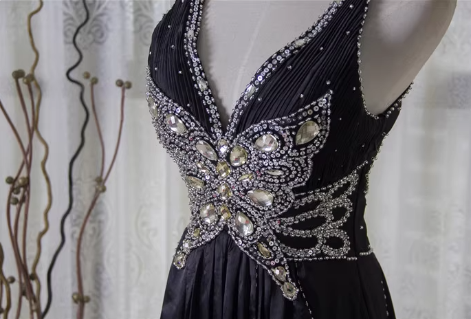 Vintage Black A-Line V-Neck Open Back Butterfly Rhinestone Beaded Satin Long Classy Prom Dress