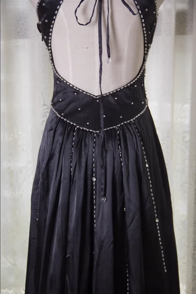 Vintage Black A-Line V-Neck Open Back Butterfly Rhinestone Beaded Satin Long Classy Prom Dress