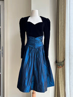 Vintage Black And Blue A-Line Long-Sleeved Velvet And Satin Classy Prom Dress