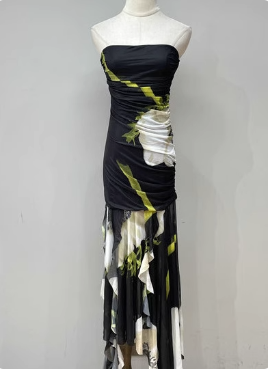 Vintage Black Base Floral Print Irregular Strapless Chiffon Long Classy Prom Dress Main image