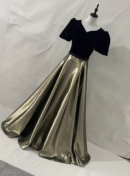 Vintage Black & Gold Panel A-Line V-Neck Short Sleeve Velvet Satin Long Classy Prom Dress