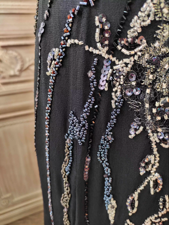 Vintage Black Mermaid Halter Neck Beaded Chiffon Long Classy Prom Dress