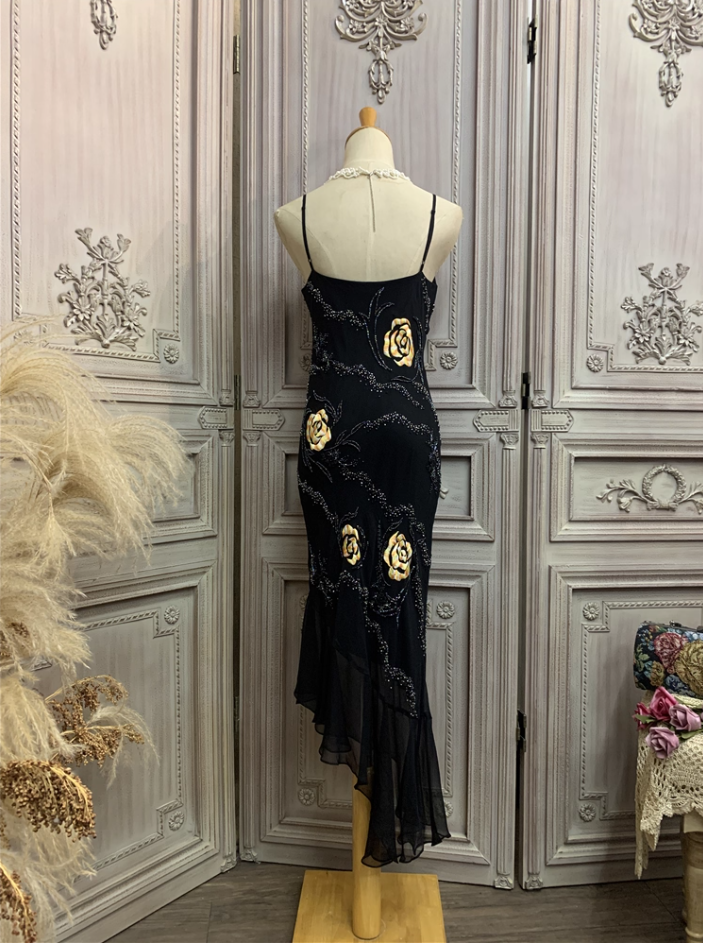 Vintage Black Mermaid Spaghetti Strap Gold Rose Beaded Embroidery Chiffon Long Classy Prom Dress